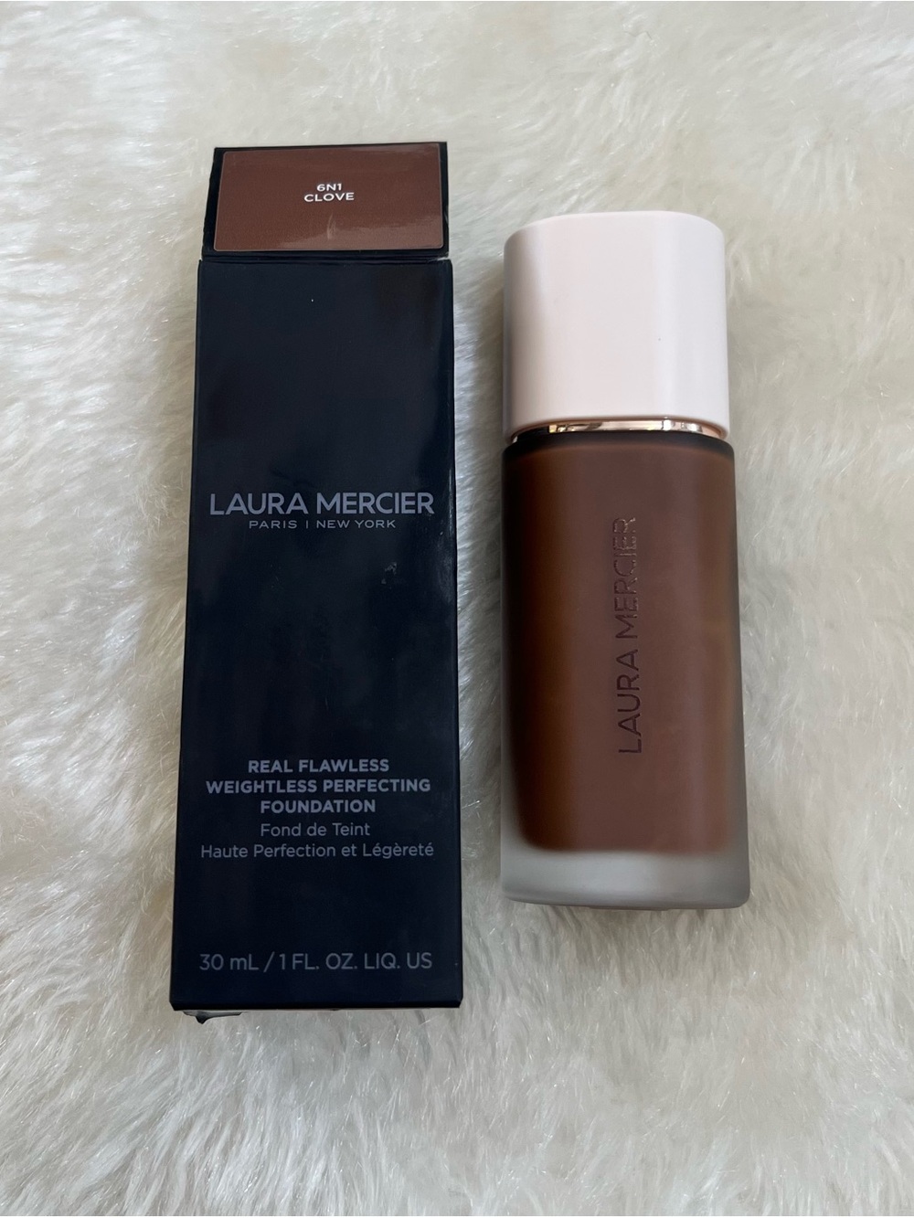 Laura Mercier Real Flawless Liquid Foundation